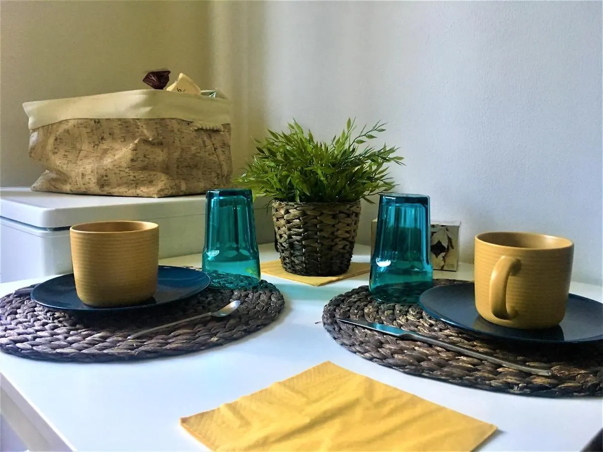 Guest Art Trastevere Station With Ac Rome Bed & Breakfast